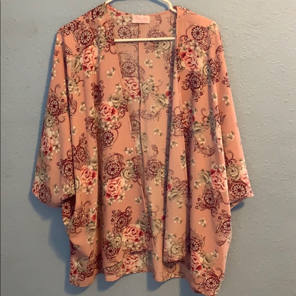 Short sleeved kimono